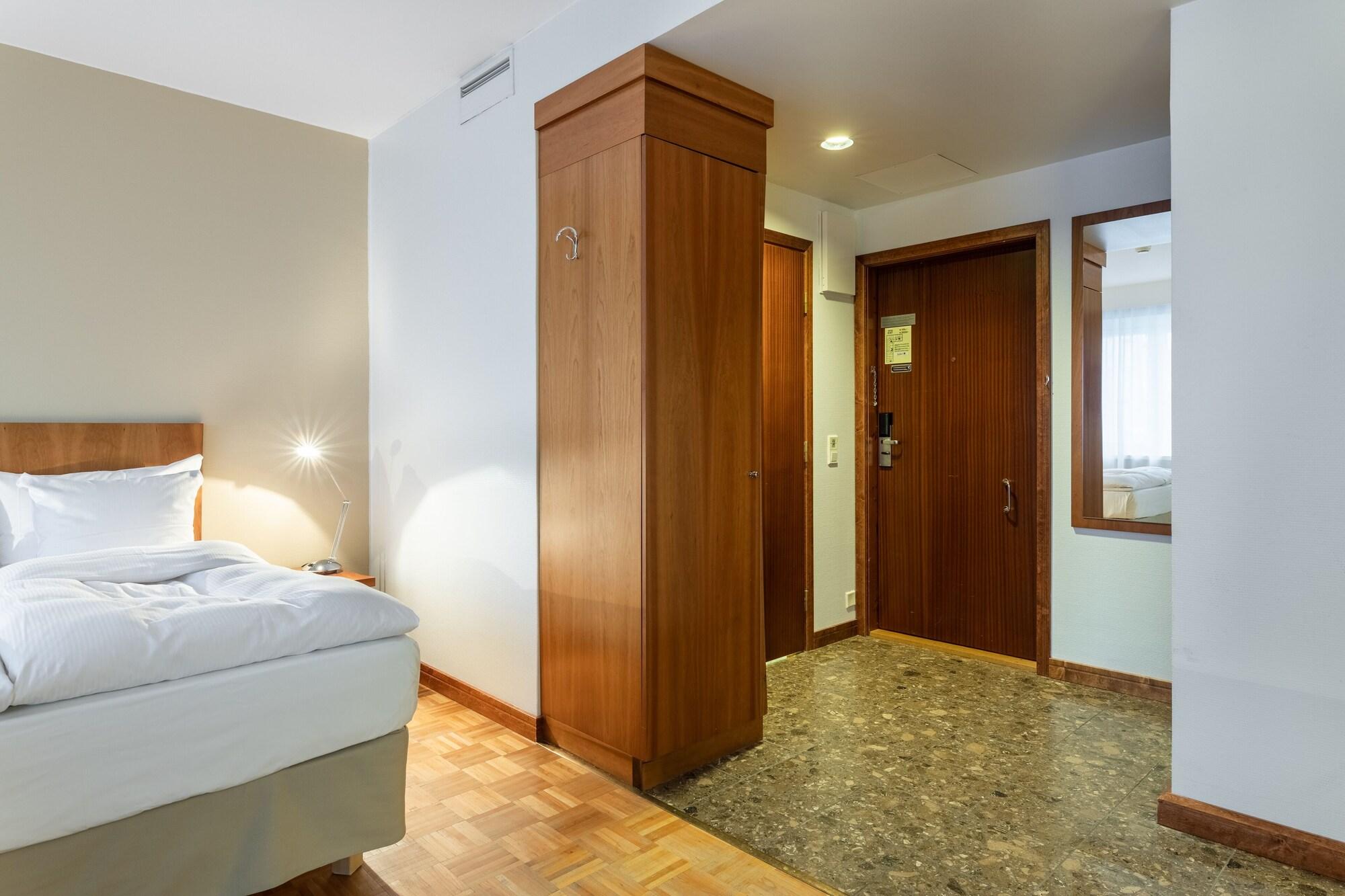 Original Sokos Hotel Royal Vaasa Extérieur photo